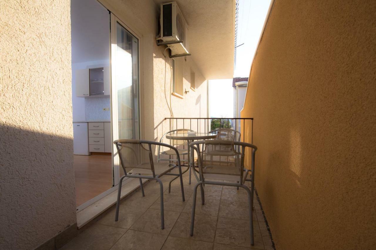 Apartamento Dagulo Primošten Exterior foto