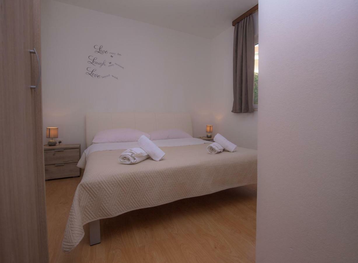 Apartamento Dagulo Primošten Exterior foto